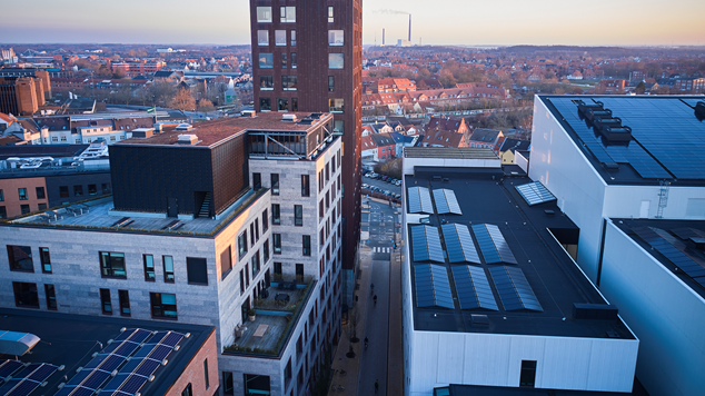 Solceller på tag i Odense